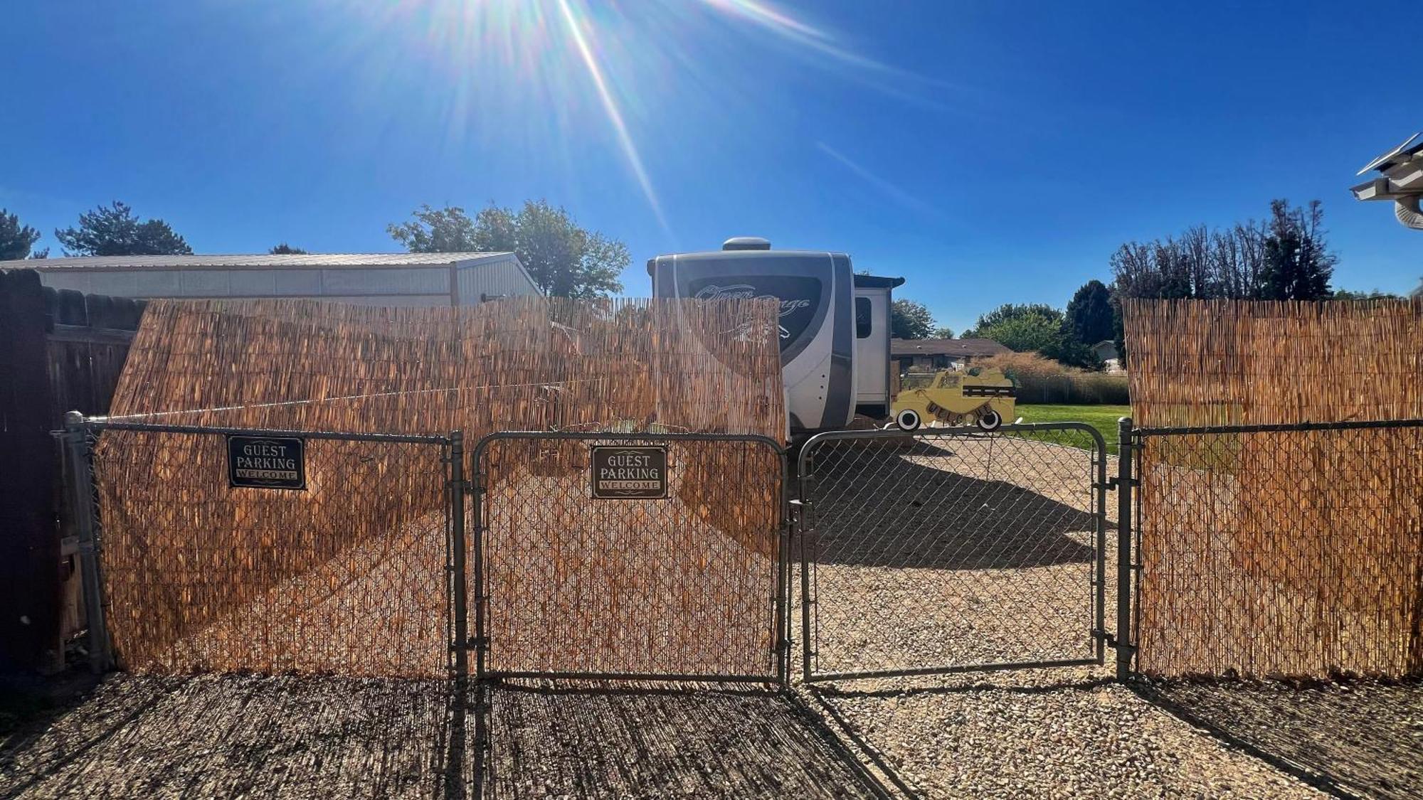 Luxury Glamping Near Idaho Event Center In Nampa 아파트 외부 사진