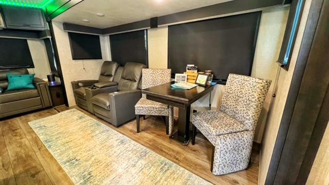 Luxury Glamping Near Idaho Event Center In Nampa 아파트 외부 사진